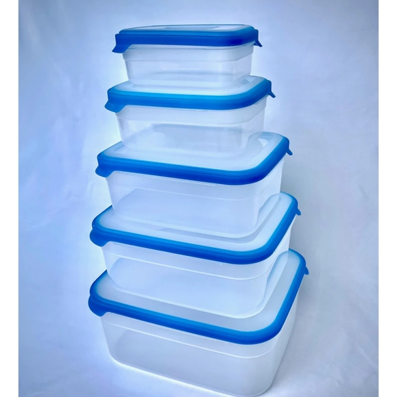 Containers - Picture 4 of 4